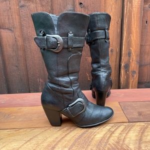Born Børn Yolanda black leather boots with buckles 37 EU or 6.5 M US